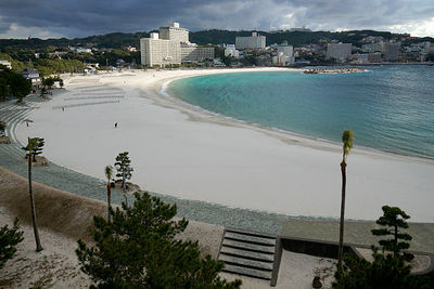 Shirahama Town attractions and access