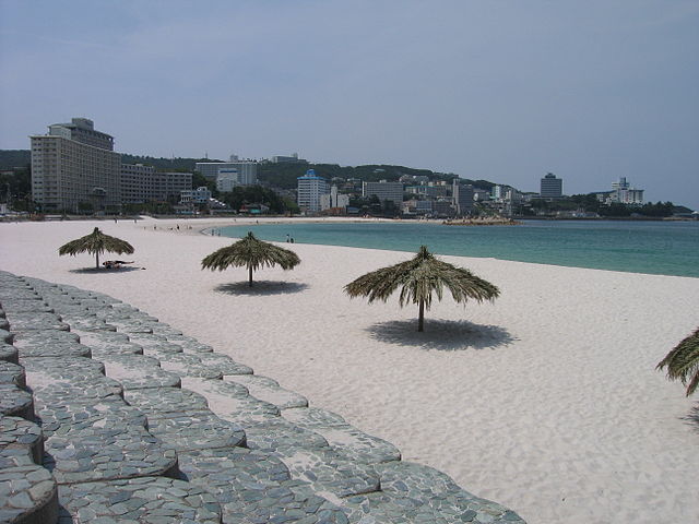 Shirahama Beach