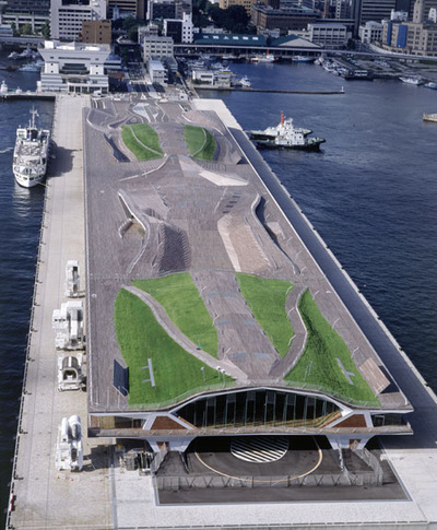 Yokohama Osanbashi Pier attractions and access